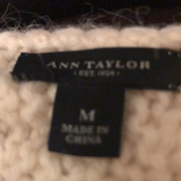 EUC Ann Taylor 3/4 sleeve wool cardigan - Picture 5 of 6